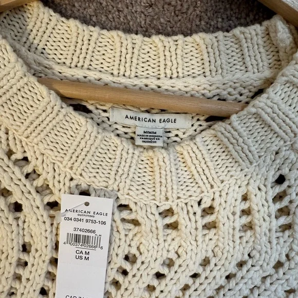 American Eagle BNWT Knit Sweater - Picture 3 of 3